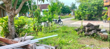 DIJUAL TANAH DAN BANGUNAN  KARANGJATI NGAWI