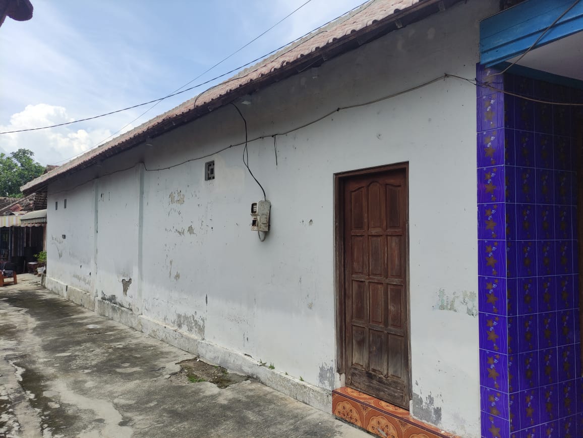 DIJUAL TANAH DAN BANGUNAN DI KEC JIWAN MADIUN